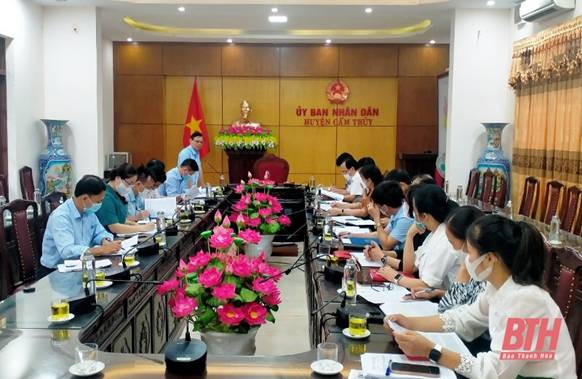 Giám sát việc thực hiện tích tụ, tập trung đất đai cho sản xuất nông nghiệp tại huyện Cẩm Thủy