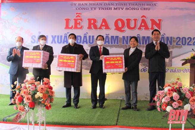 Phó Chủ tịch UBND tỉnh Lê Đức Giang dự lễ ra quân sản xuất đầu xuân của Ngành Nông nghiệp