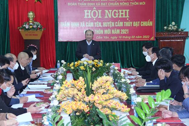 Thẩm định đạt chuẩn nông thôn mới cho xã miền núi Cẩm Yên
