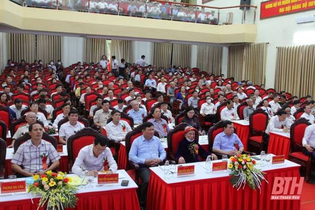 Công bố các huyện Triệu Sơn, Nông Cống, Thiệu Hóa đạt chuẩn Nông thôn mới và đón nhận Huân chương Lao động hạng Ba