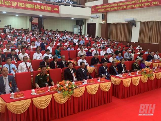 Công bố các huyện Triệu Sơn, Nông Cống, Thiệu Hóa đạt chuẩn Nông thôn mới và đón nhận Huân chương Lao động hạng Ba