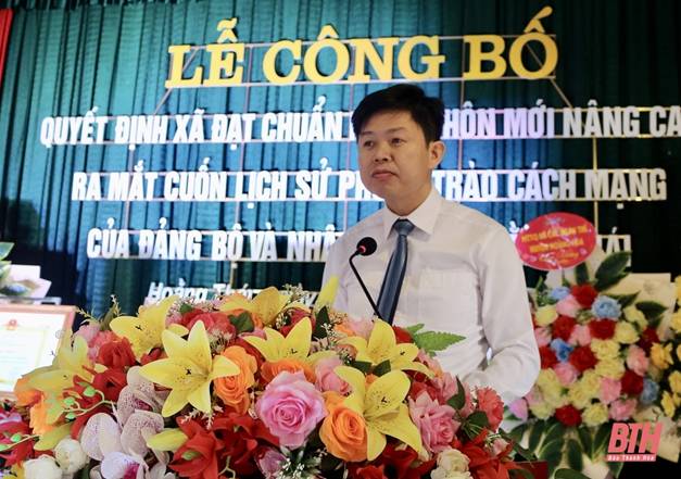 Xã Hoằng Thái đón Bằng công nhận xã đạt chuẩn Nông thôn mới nâng cao