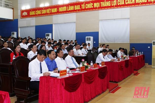 Huyện Ngọc Lặc công bố Quyết định các xã đạt chuẩn nông thôn mới và nông thôn mới nâng cao